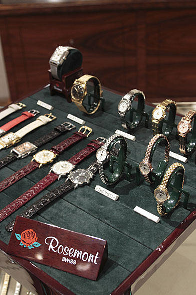 <strong>SHIPS｜シップス</strong>　期間限定で取り扱っていたウィメンズのウォッチ“ROSEMONT（ロゼモン）”。