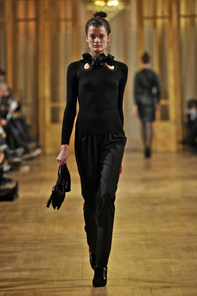 <strong>ALEXIS MABILLE｜アレクシ・マビーユ</strong>　2012-13年秋冬コレクション速報