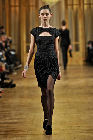 <strong>ALEXIS MABILLE｜アレクシ・マビーユ</strong>　2012-13年秋冬コレクション速報