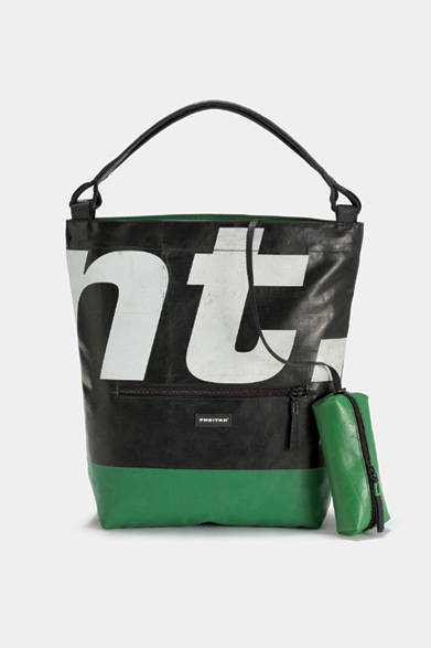 <strong>FREITAG｜フライターグ</strong>　ファンダメンタルライン“F61 BETTY” 2万4000円