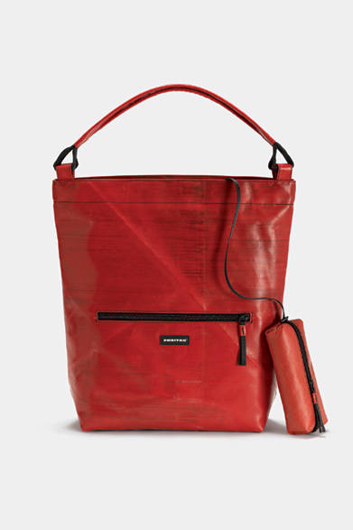 <strong>FREITAG｜フライターグ</strong>　ファンダメンタルライン“F61 BETTY” 2万4000円