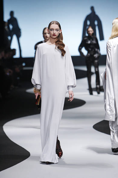 <strong>VIKTOR&ROLF｜ヴィクター＆ロルフ</strong>　2012-13年秋冬コレクション速報