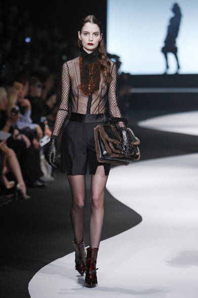 <strong>VIKTOR&ROLF｜ヴィクター＆ロルフ</strong>　2012-13年秋冬コレクション速報