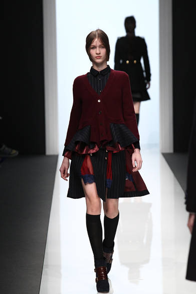 <strong>sacai｜サカイ</strong>　2012-13年秋冬コレクション速報