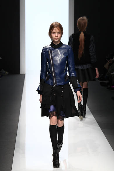 <strong>sacai｜サカイ</strong>　2012-13年秋冬コレクション速報