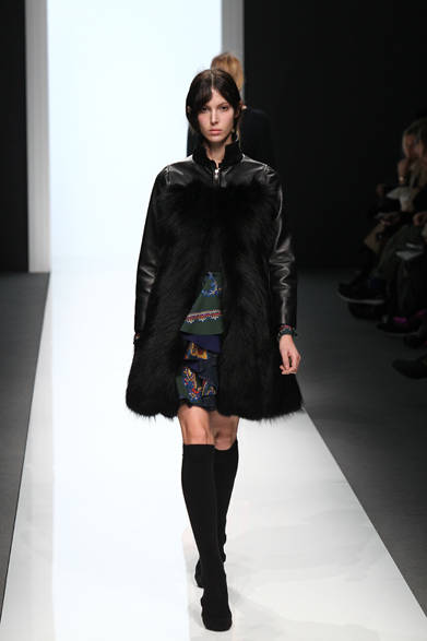 <strong>sacai｜サカイ</strong>　2012-13年秋冬コレクション速報