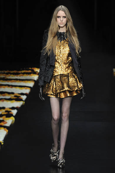 <strong>Roberto Cavalli｜ロベルト カヴァリ</strong>　2012-13年秋冬コレクション速報