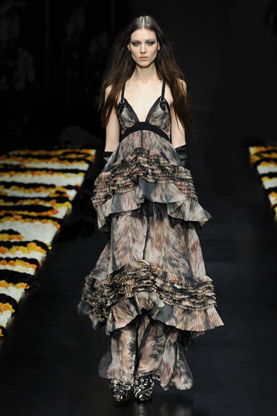 <strong>Roberto Cavalli｜ロベルト カヴァリ</strong>　2012-13年秋冬コレクション速報