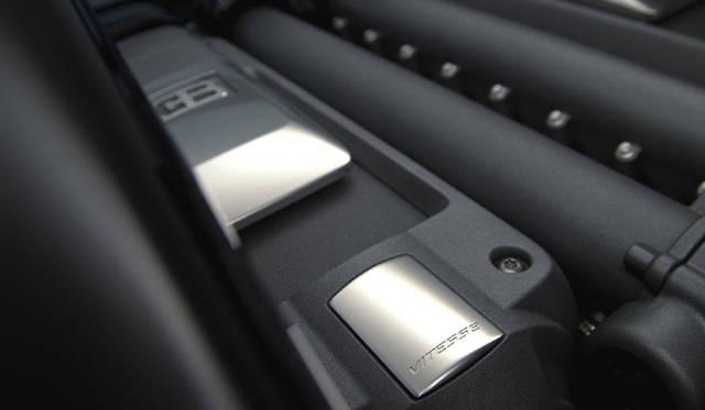 <strong>Bugatti Veyron 16.4 Grand Sport Vitesse｜ブガッティ ヴェイロン 16.4 グラン スポール ヴィッテス</strong>