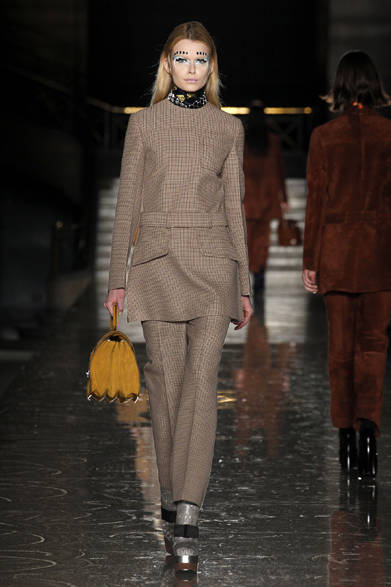 <strong>MIU MIU｜ミュウミュウ</strong>　2012-13年秋冬コレクション速報