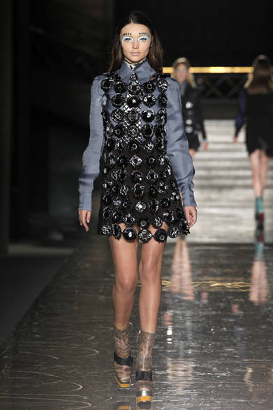 <strong>MIU MIU｜ミュウミュウ</strong>　2012-13年秋冬コレクション速報