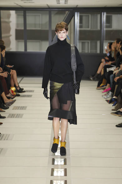 <strong>BALENCIAGA｜バレンシアガ</strong>　2012-13年秋冬コレクション速報