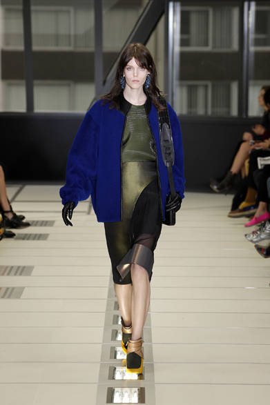 <strong>BALENCIAGA｜バレンシアガ</strong>　2012-13年秋冬コレクション速報