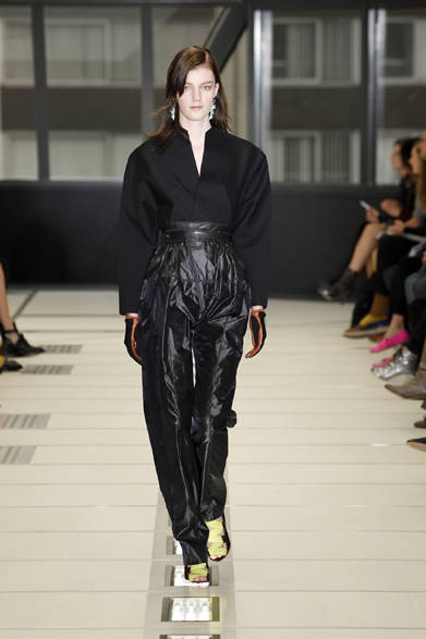 <strong>BALENCIAGA｜バレンシアガ</strong>　2012-13年秋冬コレクション速報