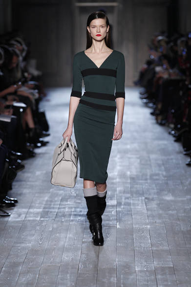 <strong>Victoria Beckham｜ヴィクトリア・ベッカム</strong>　2012-13年秋冬コレクション速報