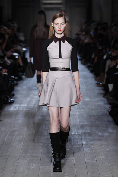 <strong>Victoria Beckham｜ヴィクトリア・ベッカム</strong>　2012-13年秋冬コレクション速報