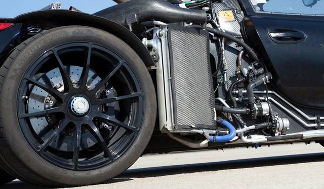 <strong>Porsche 918 Spider｜ポルシェ918スパイダー</strong>