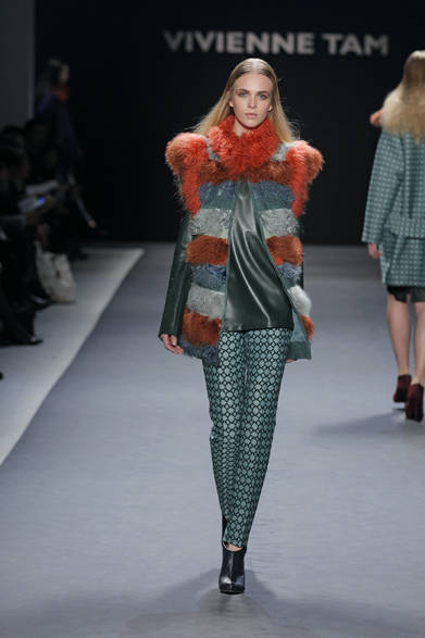 <strong>VIVIENNE TAM｜ヴィヴィアン タム</strong>　2012-13年秋冬コレクション速報