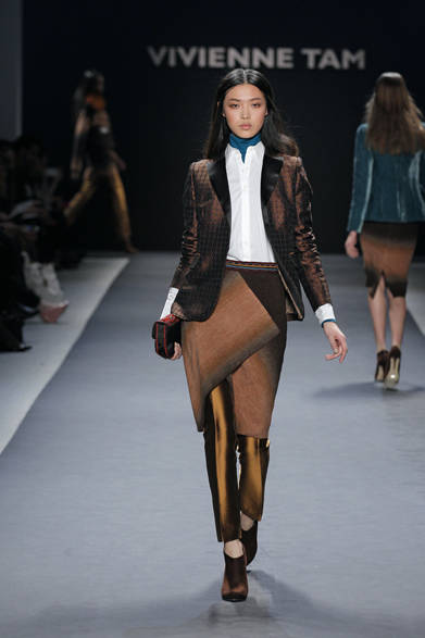 <strong>VIVIENNE TAM｜ヴィヴィアン タム</strong>　2012-13年秋冬コレクション速報