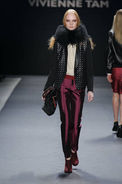 <strong>VIVIENNE TAM｜ヴィヴィアン タム</strong>　2012-13年秋冬コレクション速報
