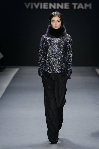 <strong>VIVIENNE TAM｜ヴィヴィアン タム</strong>　2012-13年秋冬コレクション速報