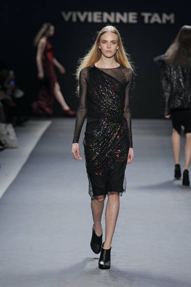 <strong>VIVIENNE TAM｜ヴィヴィアン タム</strong>　2012-13年秋冬コレクション速報