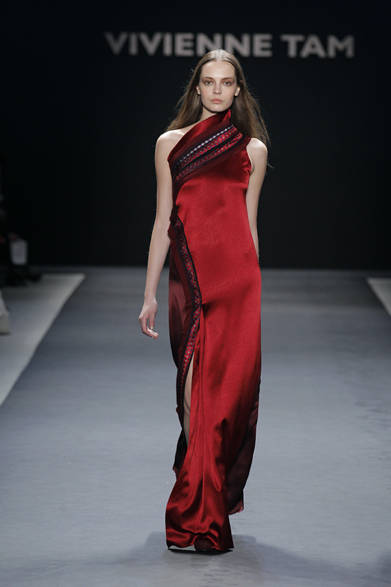 <strong>VIVIENNE TAM｜ヴィヴィアン タム</strong>　2012-13年秋冬コレクション速報