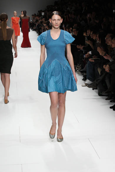 <strong>ISSEY MIYAKE｜イッセイミヤケ</strong>　2012-13年秋冬コレクション速報