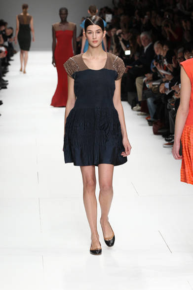 <strong>ISSEY MIYAKE｜イッセイミヤケ</strong>　2012-13年秋冬コレクション速報