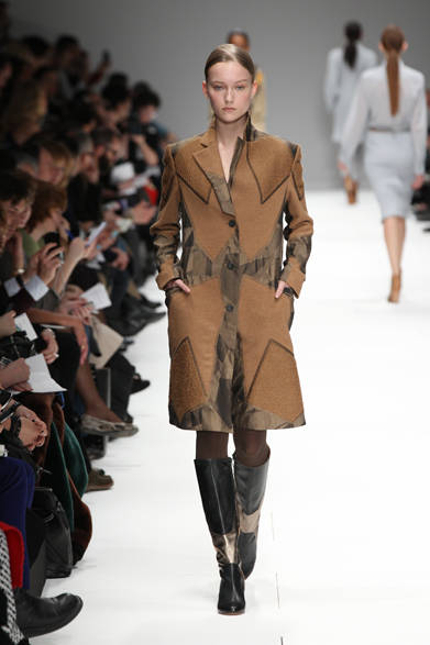 <strong>ISSEY MIYAKE｜イッセイミヤケ</strong>　2012-13年秋冬コレクション速報