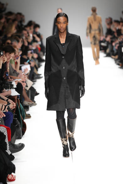 <strong>ISSEY MIYAKE｜イッセイミヤケ</strong>　2012-13年秋冬コレクション速報