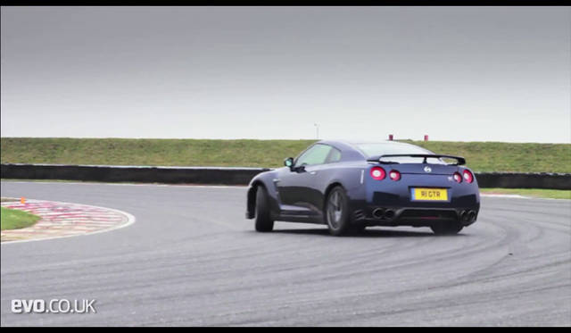 <strong>Nissan GT-R｜日産 GT-R</strong>