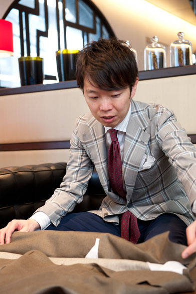 <strong> STRASBURGO｜ストラスブルゴ</strong>　ストラスブルゴ南青山店 店長・プレス 中村正明氏