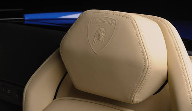 <strong>Lamborghini Gallardo LP550-2 Spyder｜ランボルギーニ ガヤルド LP550-2 スパイダー</strong>