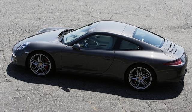 <strong>Porsche 911｜ポルシェ新旧911比較試乗</strong>　新型（991型）911カレラS