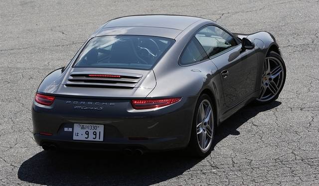 <strong>Porsche 911｜ポルシェ新旧911比較試乗</strong>　新型（991型）911カレラS