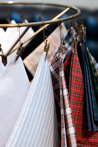 <strong> STRASBURGO｜ストラスブルゴ</strong>　ポケットチーフ各3150円（ムンガイ／ストラスブルゴ）