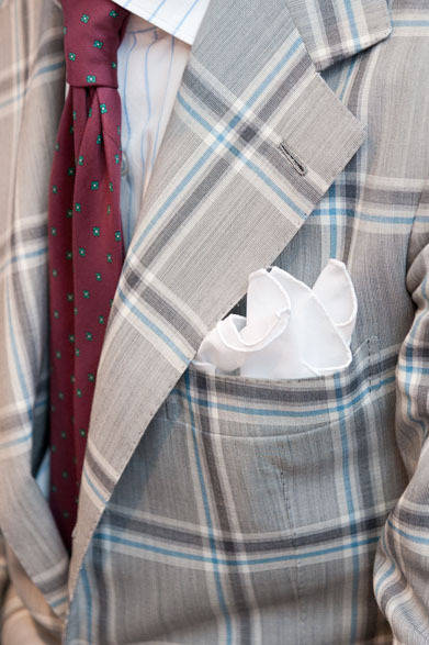 <strong> STRASBURGO｜ストラスブルゴ</strong>　ムンガイのポケットチーフ