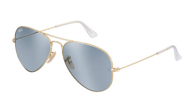 <strong>Ray-Ban｜レイバン</strong>　 AVIATOR Legend Collection 2万3100円（全3色展開）
