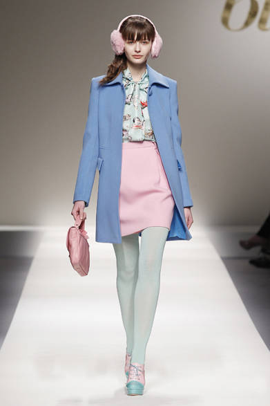 <strong>blugirl｜ブルーガール</strong>　2012-13年秋冬コレクション速報