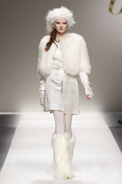 <strong>blugirl｜ブルーガール</strong>　2012-13年秋冬コレクション速報