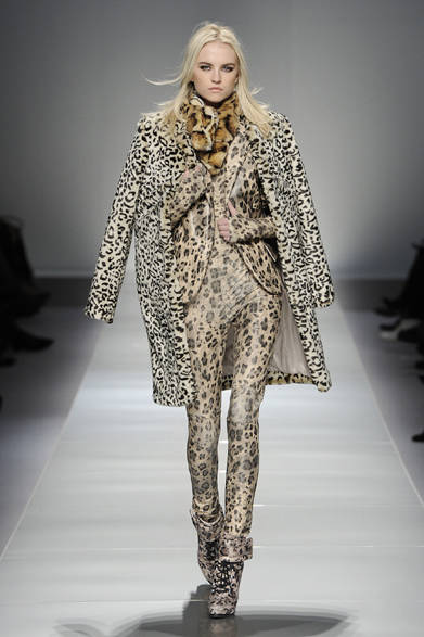 <strong>Blumarine｜ブルマリン</strong>　2012-13年秋冬コレクション速報