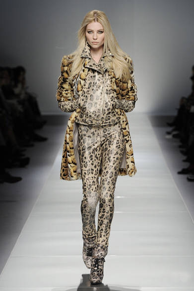 <strong>Blumarine｜ブルマリン</strong>　2012-13年秋冬コレクション速報