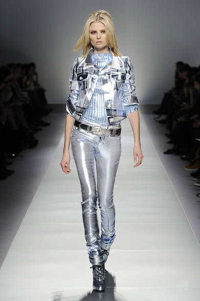 <strong>Blumarine｜ブルマリン</strong>　2012-13年秋冬コレクション速報