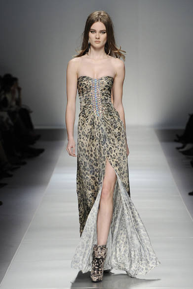 <strong>Blumarine｜ブルマリン</strong>　2012-13年秋冬コレクション速報