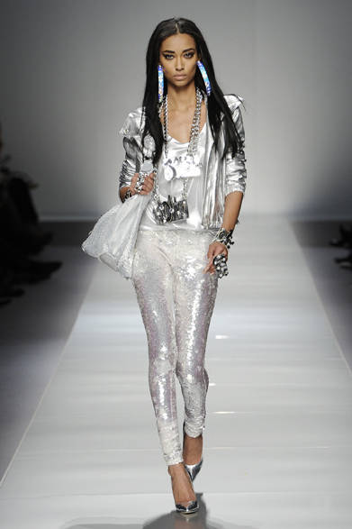 <strong>Blumarine｜ブルマリン</strong>　2012-13年秋冬コレクション速報