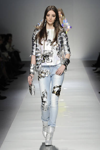 <strong>Blumarine｜ブルマリン</strong>　2012-13年秋冬コレクション速報