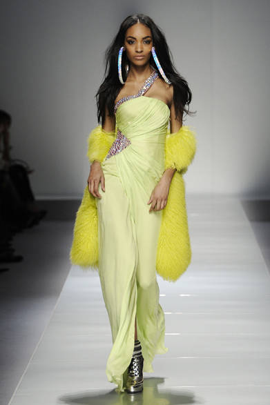 <strong>Blumarine｜ブルマリン</strong>　2012-13年秋冬コレクション速報