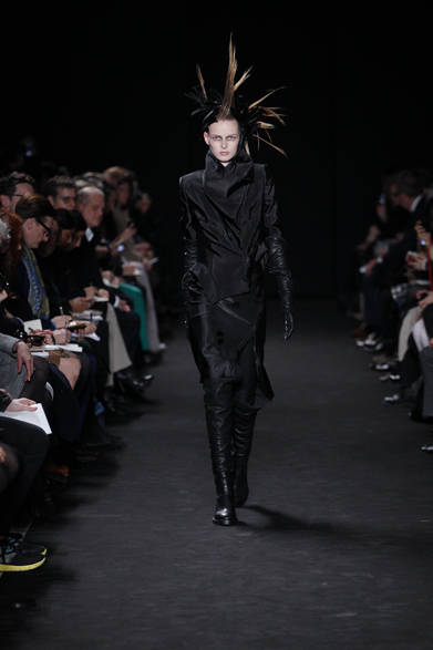 <strong>ANN DEMEULEMEESTER｜アン ドゥムルメステール</strong>　2012-13年秋冬コレクション速報