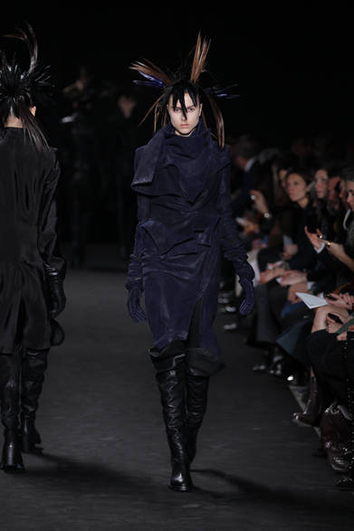 <strong>ANN DEMEULEMEESTER｜アン ドゥムルメステール</strong>　2012-13年秋冬コレクション速報